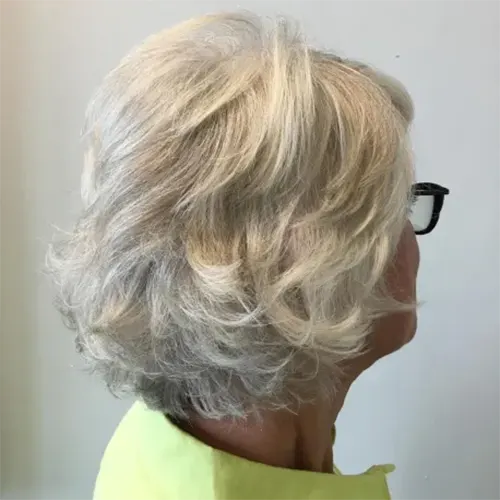 Corte de Cabelo em Camadas para Cabelos Grossos Corte de Cabelo em Camadas para Cabelos Grossos