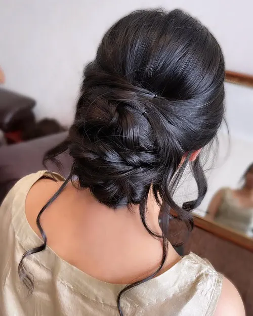 Penteado Elegante Para Festas: Coque Baixo Casual e Chique Penteado Elegante Para Festas: Coque Baixo Casual e Chique