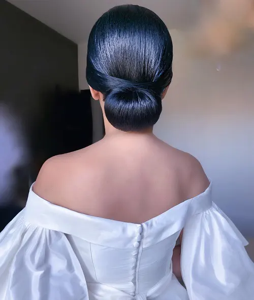 Penteado Elegante Para Festas: Coque de Noiva Elegante Penteado Elegante Para Festas: Coque de Noiva Elegante