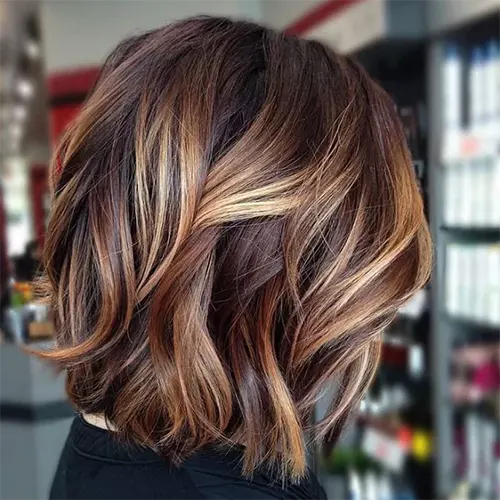 Tons de Cabelo em Alta para 2025: Casco de Tartaruga Tons de Cabelo em Alta para 2025: Casco de Tartaruga